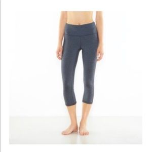 Lucy Perfect Core Capri legging